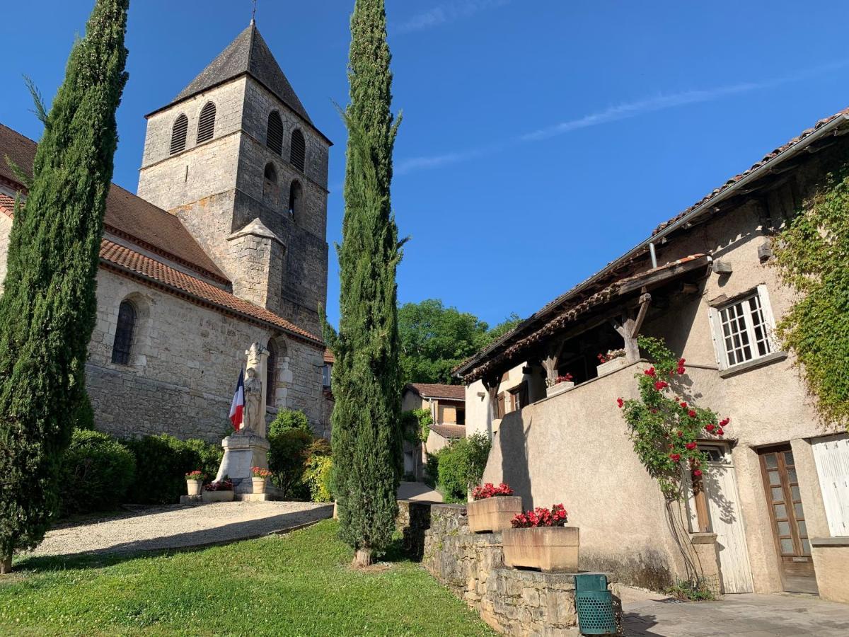 Stylish One Bedroom Apartment In A Lovely Village Saint-Vincent-Rive-dʼOlt Exterior foto
